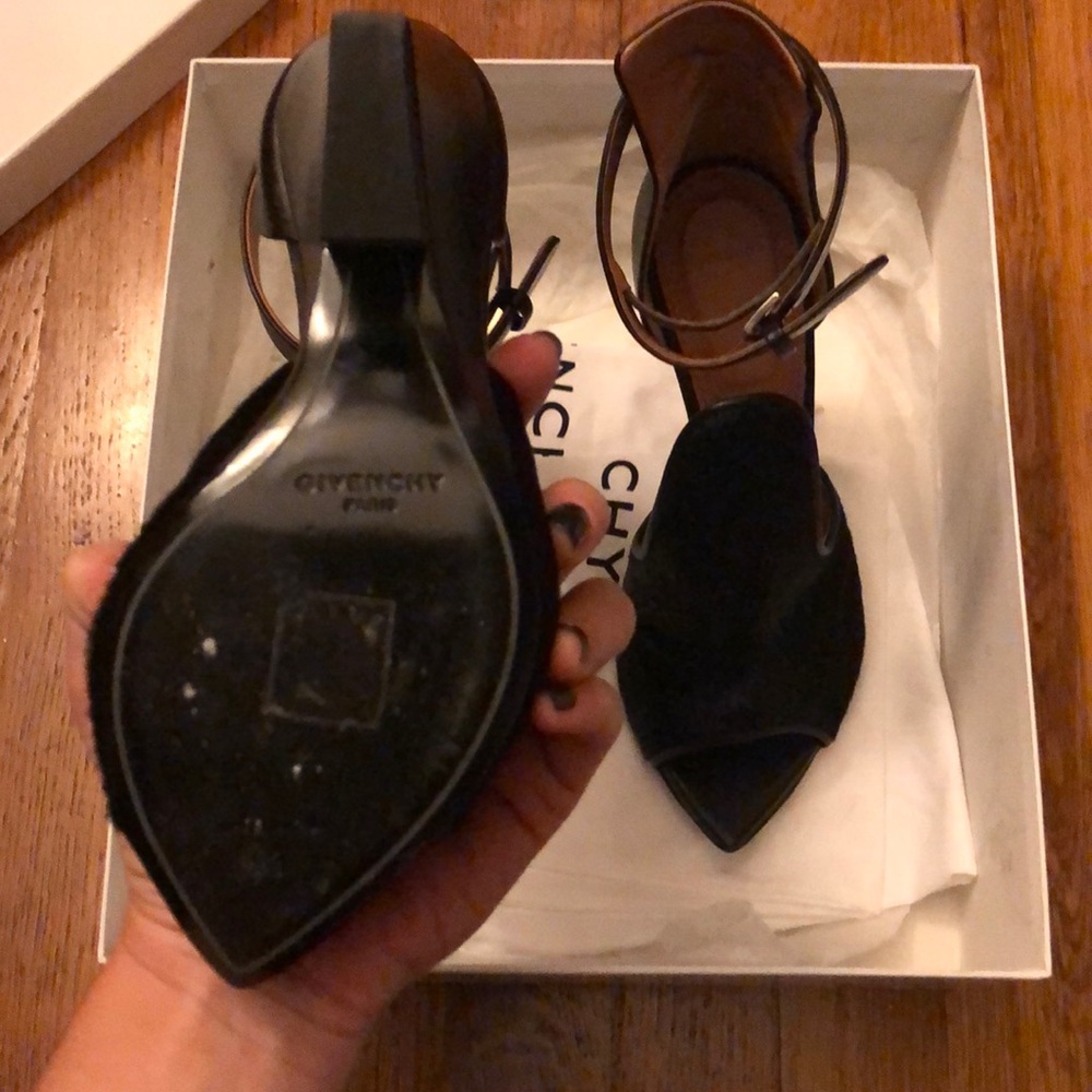 Givenchy Podium Ankle Strap Sandal Size 38 - Picture 6 of 8